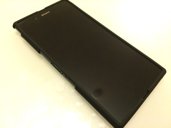 Xperia Z Ultraの専用シリコンカバーを買ってみた！がこれはけっこうダメかもしれない