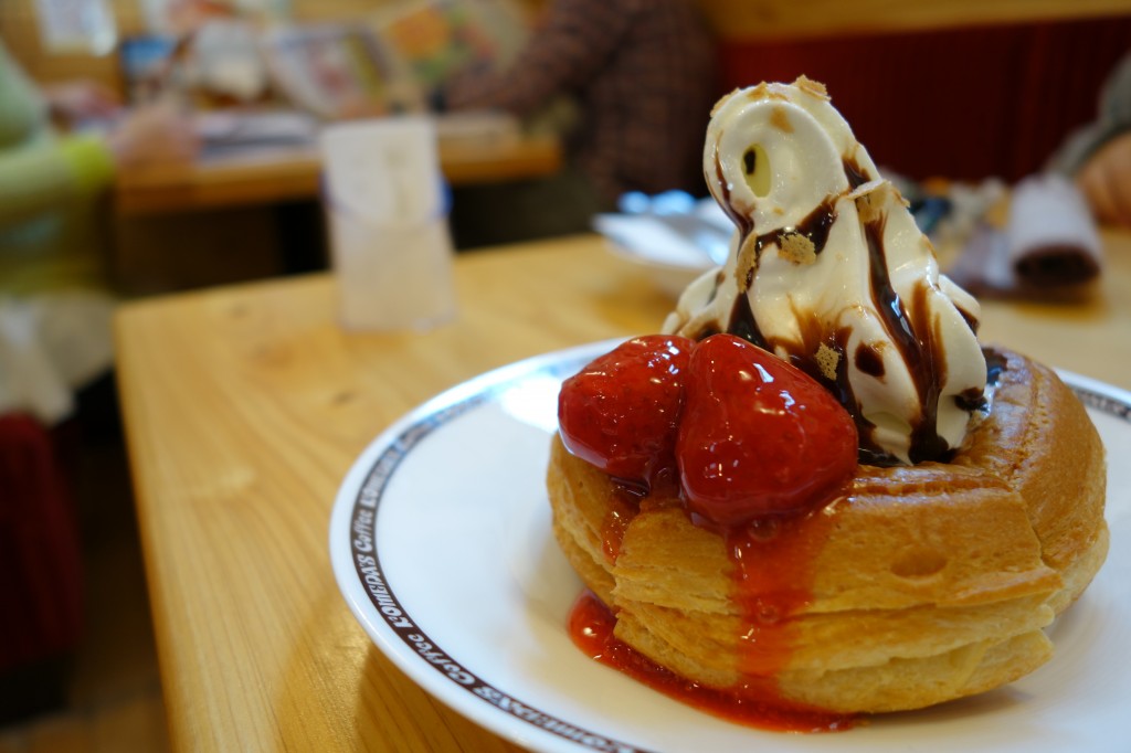 コメダ珈琲のカツサンドがスゴイと話題だったので食べてきた！ついでにシロノワールも