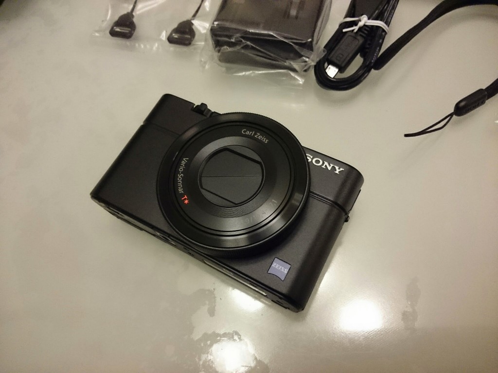 スマホカメラじゃ夜の撮影や商品撮影ができないのでソニーのDSC-RX100M2を買ってみた