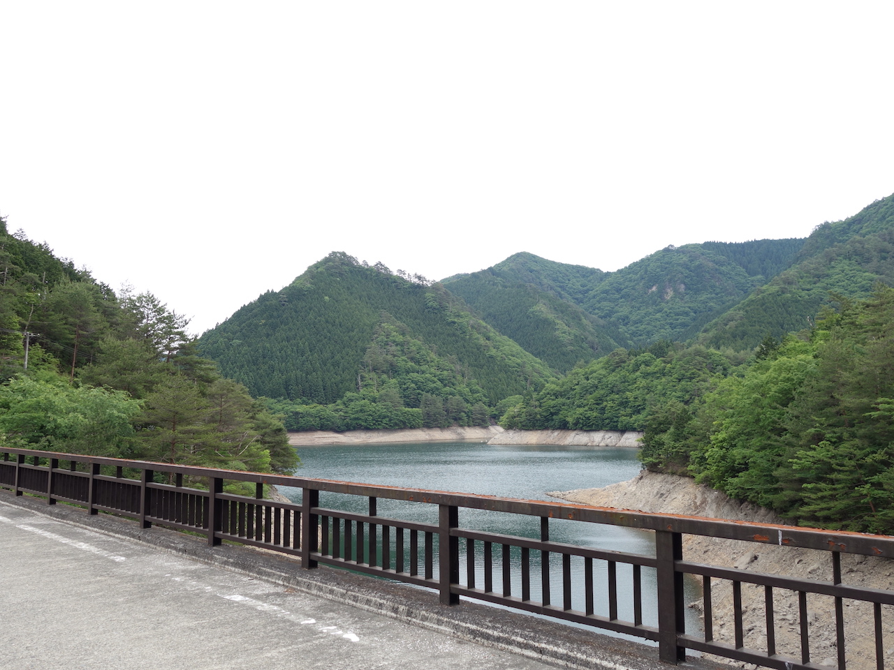 生野ダムと銀山湖はついでに見ておくほうがいい