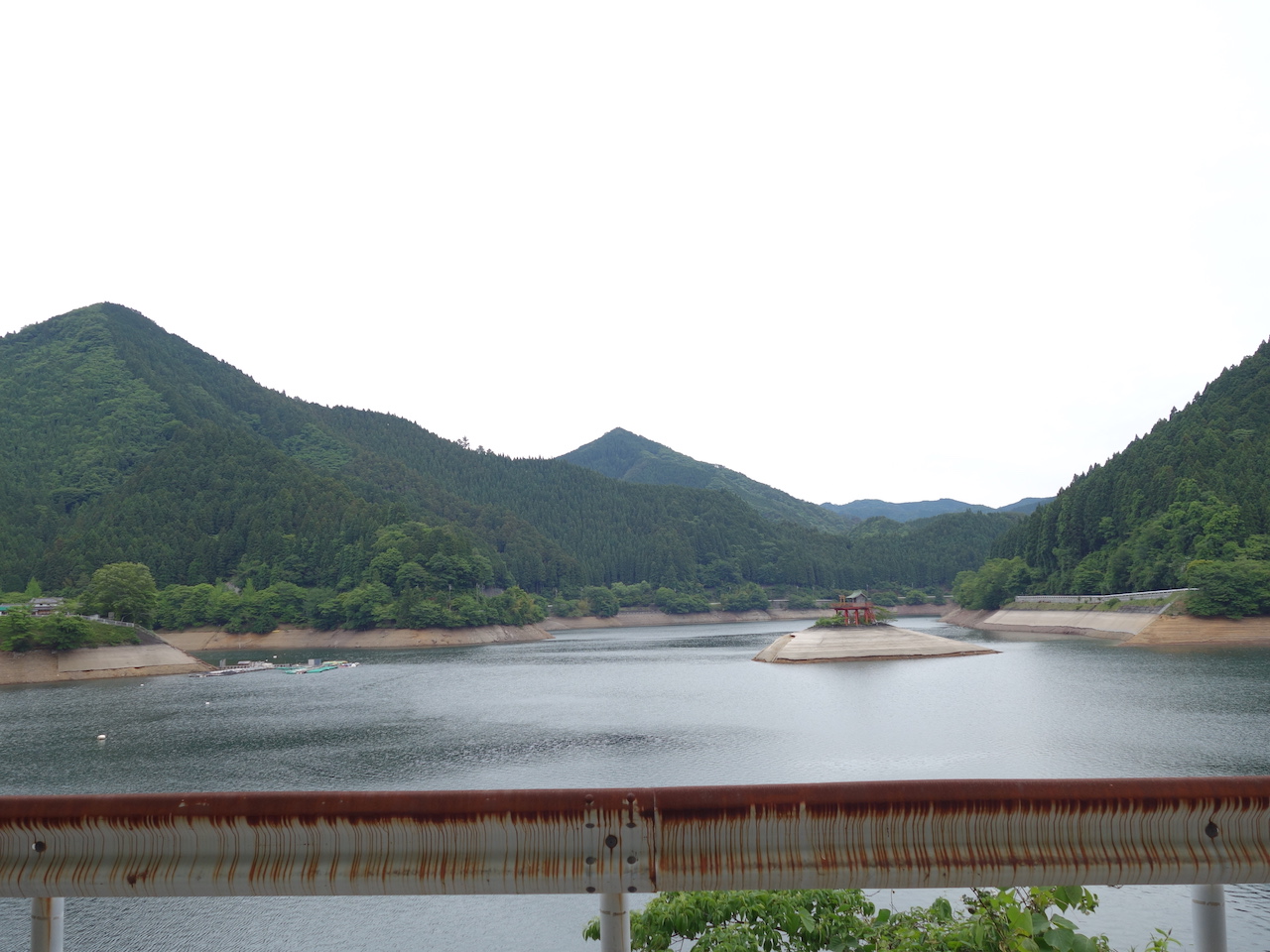 生野ダムと銀山湖はついでに見ておくほうがいい