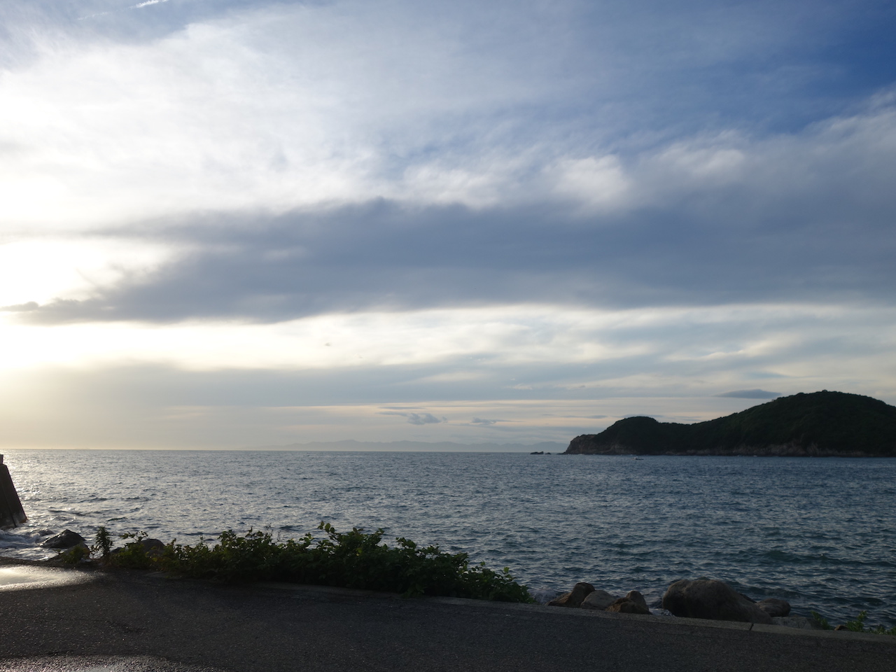 和歌山県由良町の道の駅「白崎海浜公園」がめちゃくちゃ景色いい！