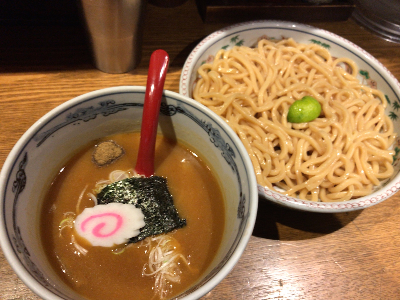 姫路みゆき通りの中にあるラーメン屋　麺や六三六で人気のつけ麺食べてきた