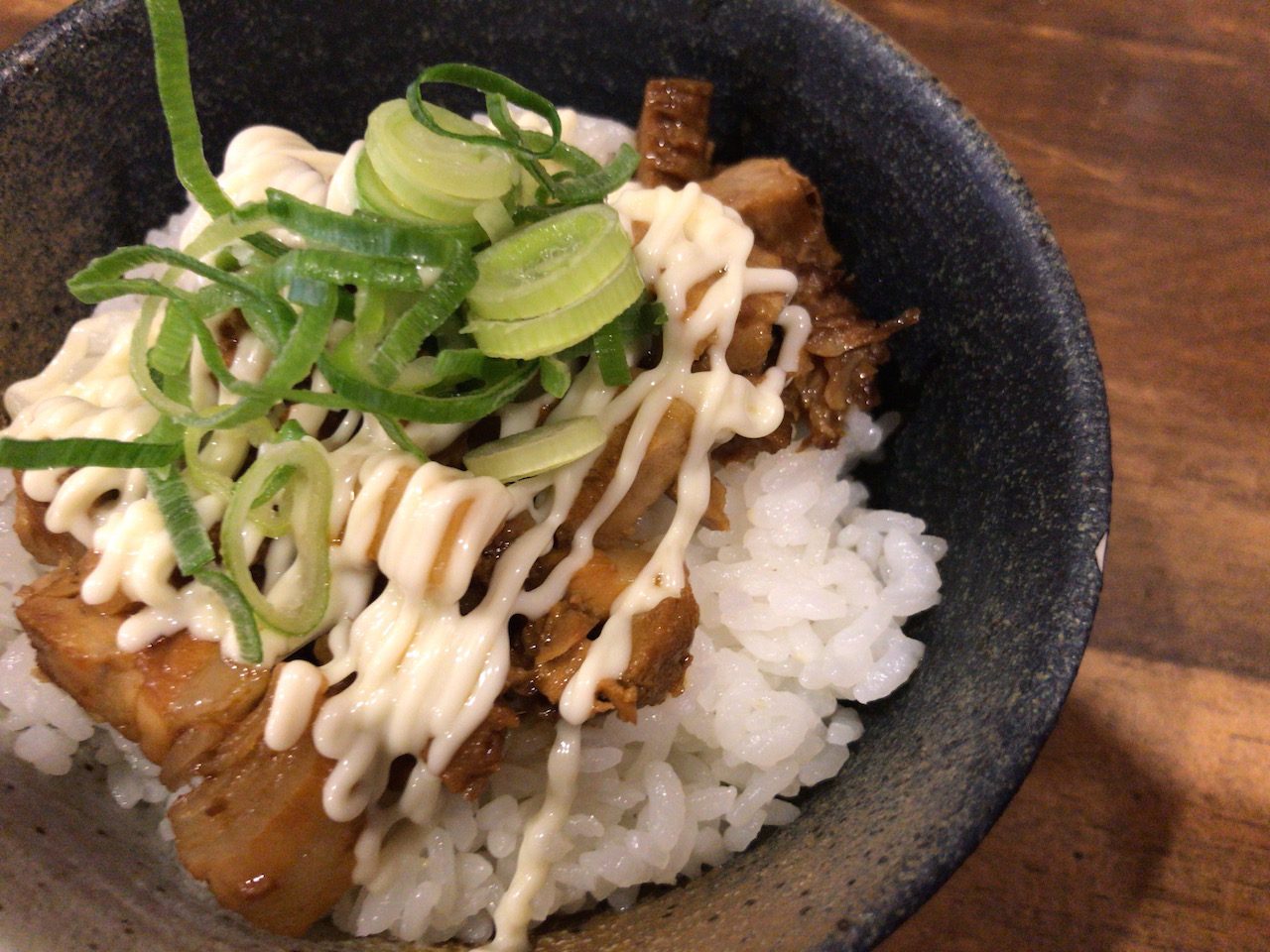 姫路市役所近くのラーメン屋「らーめん光まさ」で白とんこつラーメン食べてきた