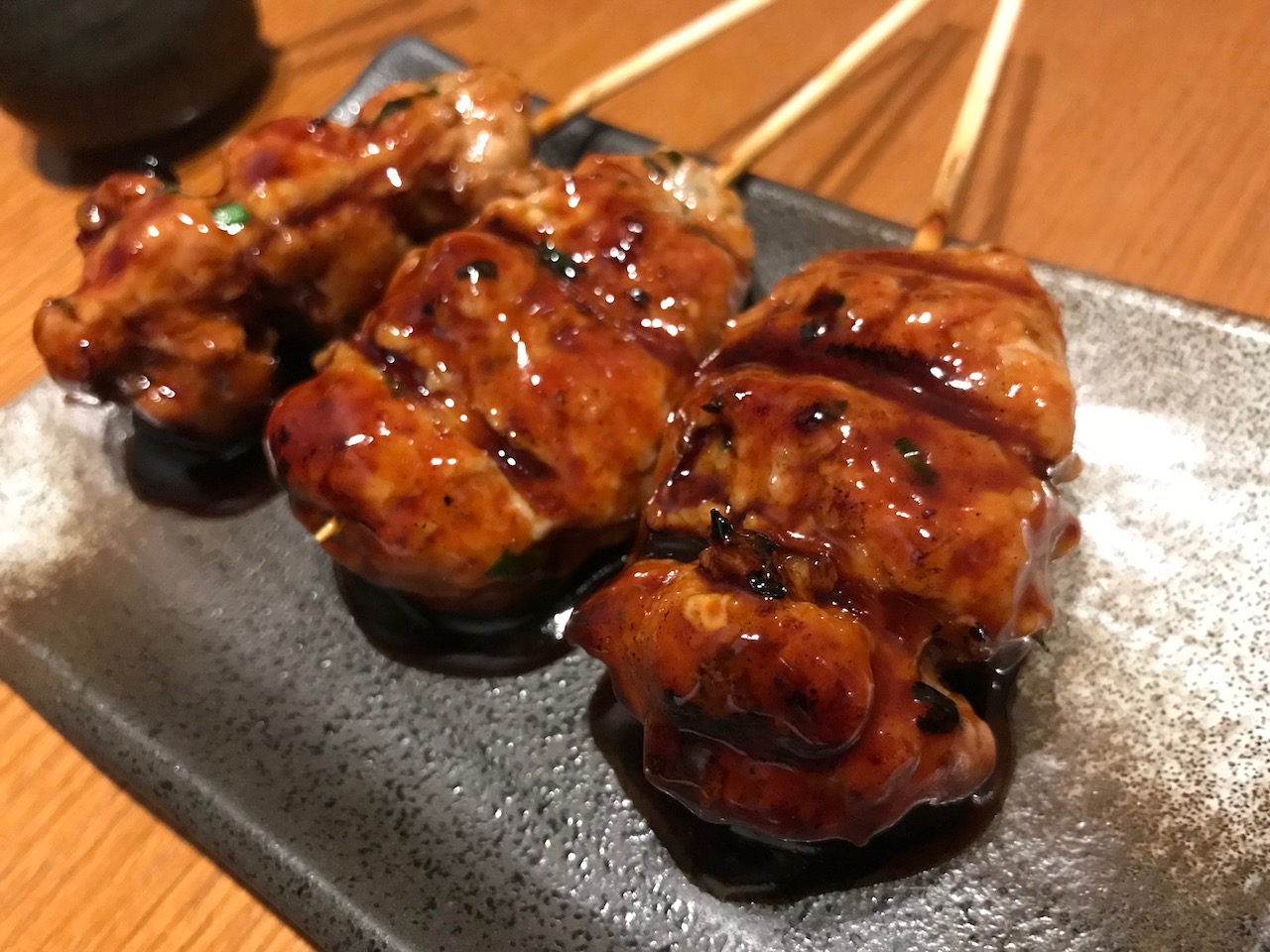 美味い焼鳥！姫路駅前の「源次郎、」は雰囲気も味も最高でした