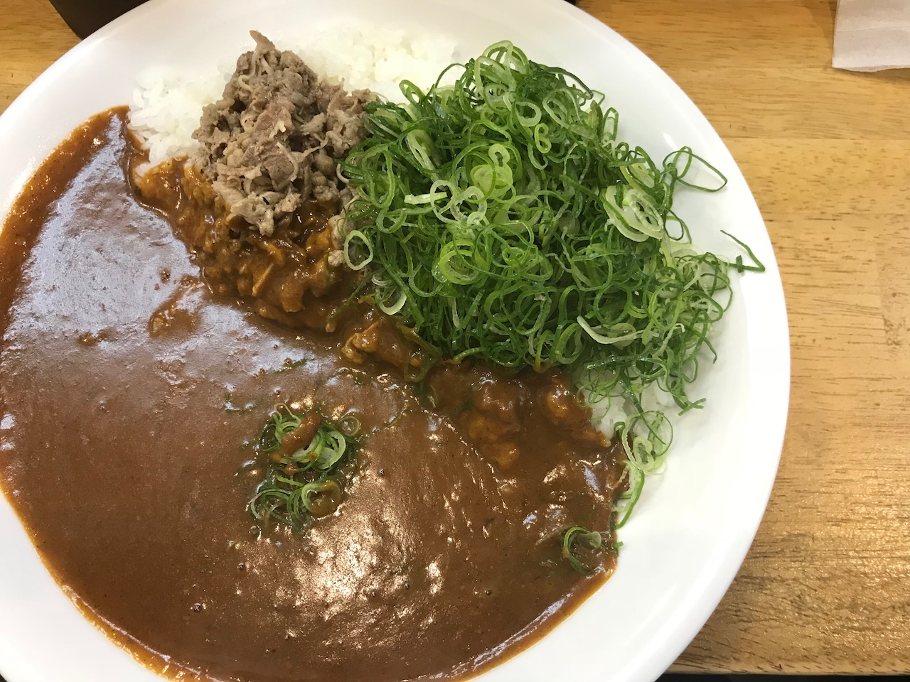 スペシャルゲストと姫路駅前で汗だくになりながら激辛モジャカレーを食べてきた！