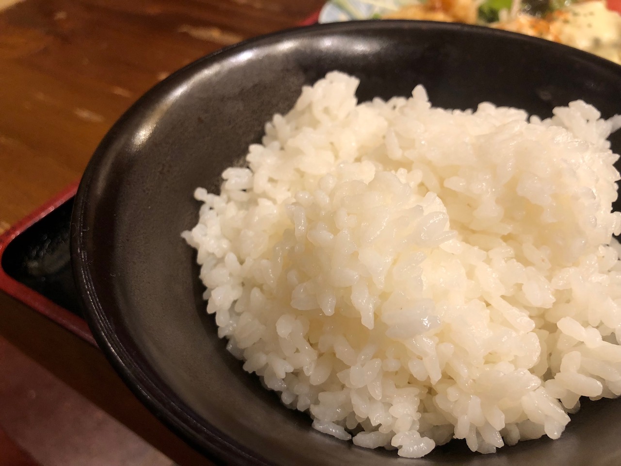 姫路駅前のB級グルメランチ鶏タル丼でお馴染みの「ごて王」でもも刺し定食！