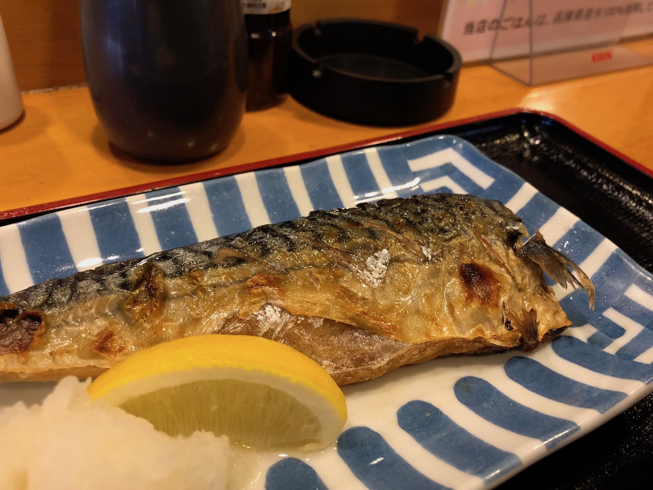 激安！姫路食堂は祝日でもワンコインランチやってるよ！