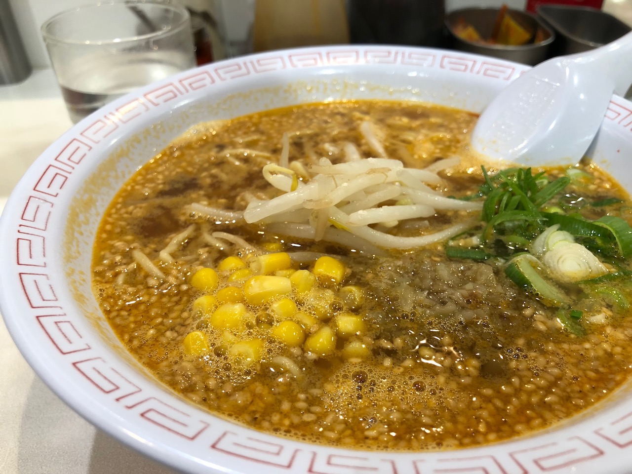 姫路市民全員が愛してきた御座候の担々麺！毎日食べても飽きない