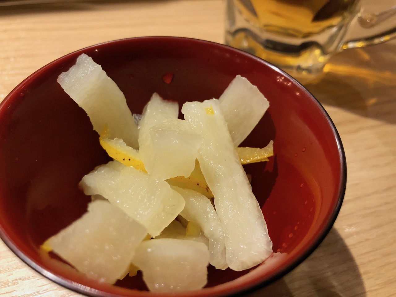 ビールが安い！激安立ち飲みの「卯の助（うのすけ）」でステーキ食べたけどお会計たったこれだけ？