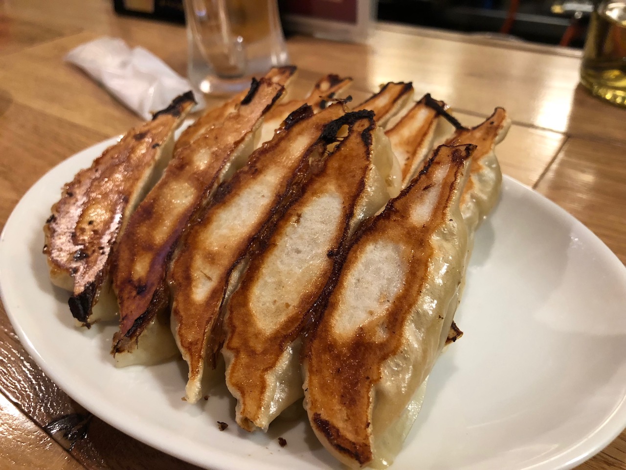 クリスマスイブなので英洋軒でチキンと餃子食べてきたよ！