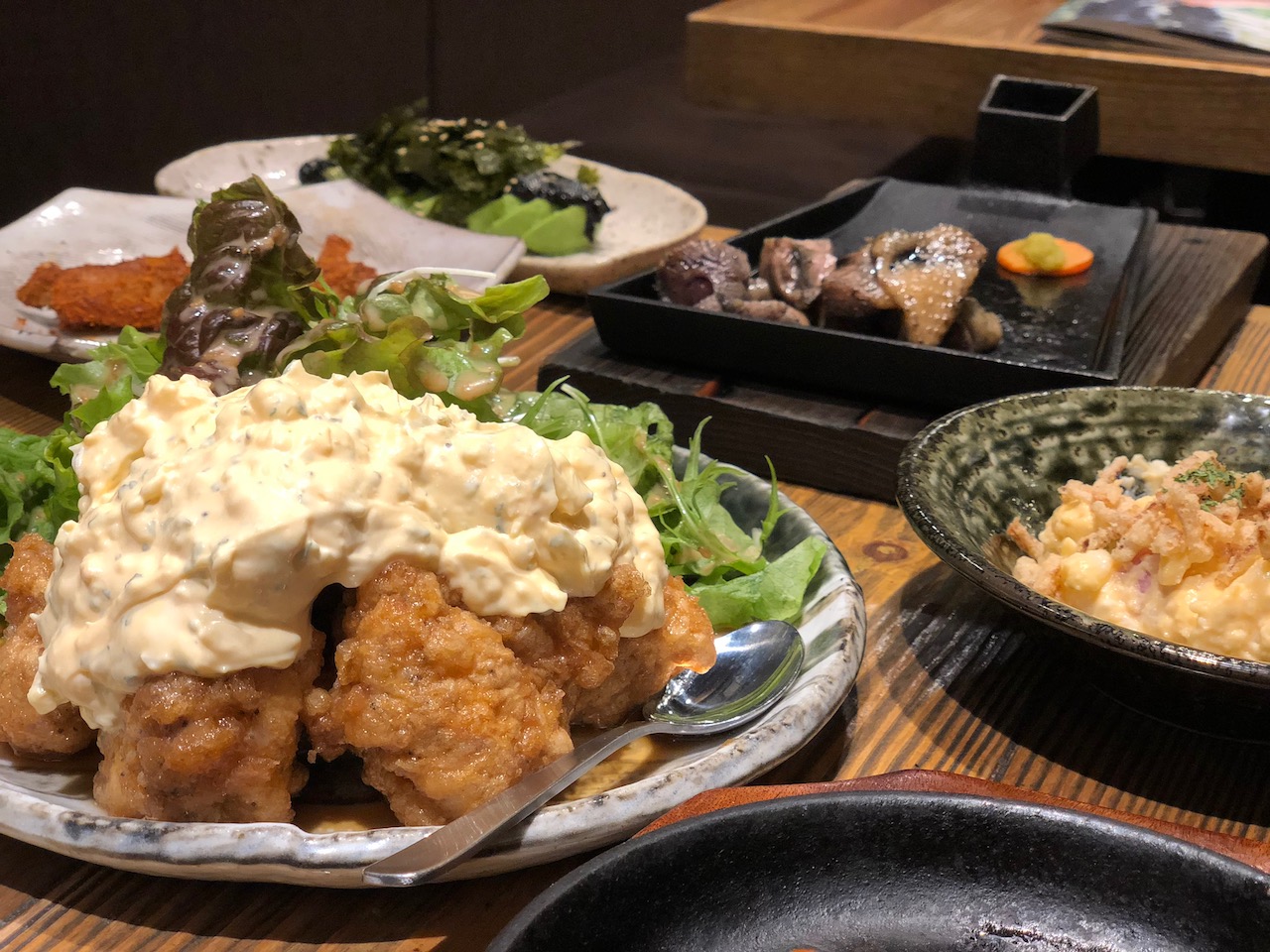 鶏料理が食べたい？それなら姫路駅前の塚田農場は何食べても美味いで！