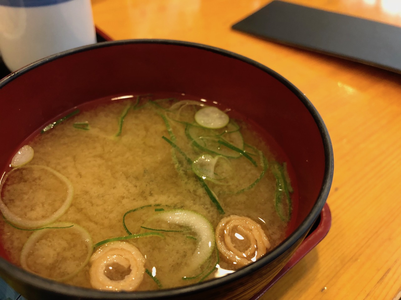 土曜日の一人ランチはやっぱりここ！姫路食堂のヘレかつ定食は美味しいけど・・・