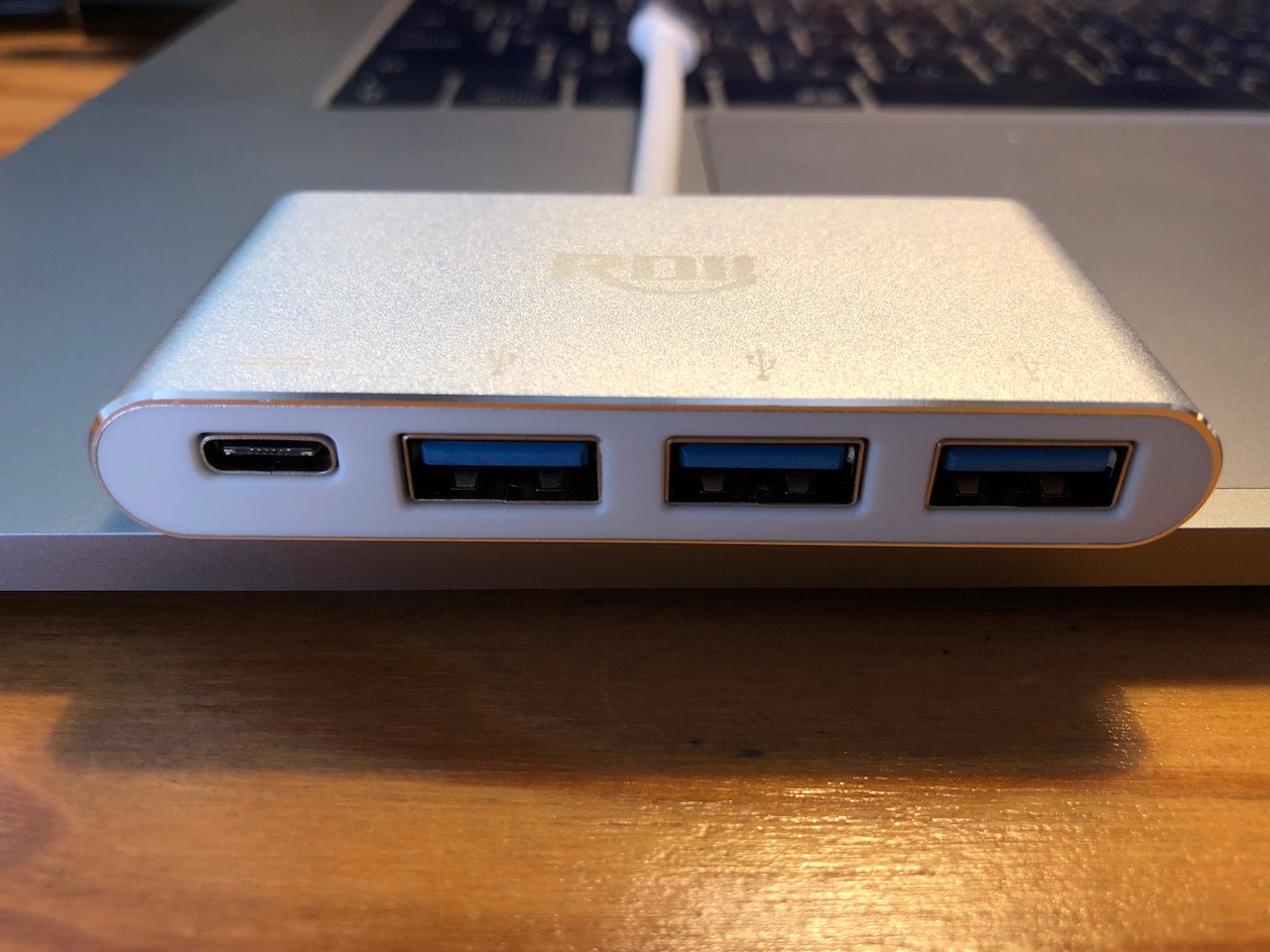 MacBookProで使えるUSB-Cのハブが欲しかったので安いの買ってみたら・・・