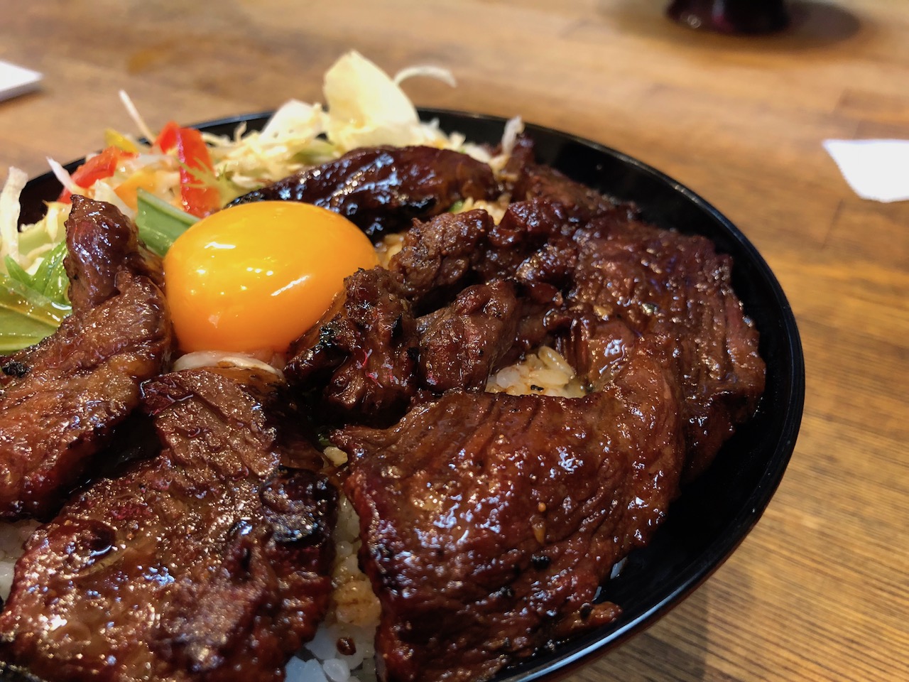 お肉大好き！想像しただけでヨダレが・・・すみきちのカルビ丼が美味すぎる