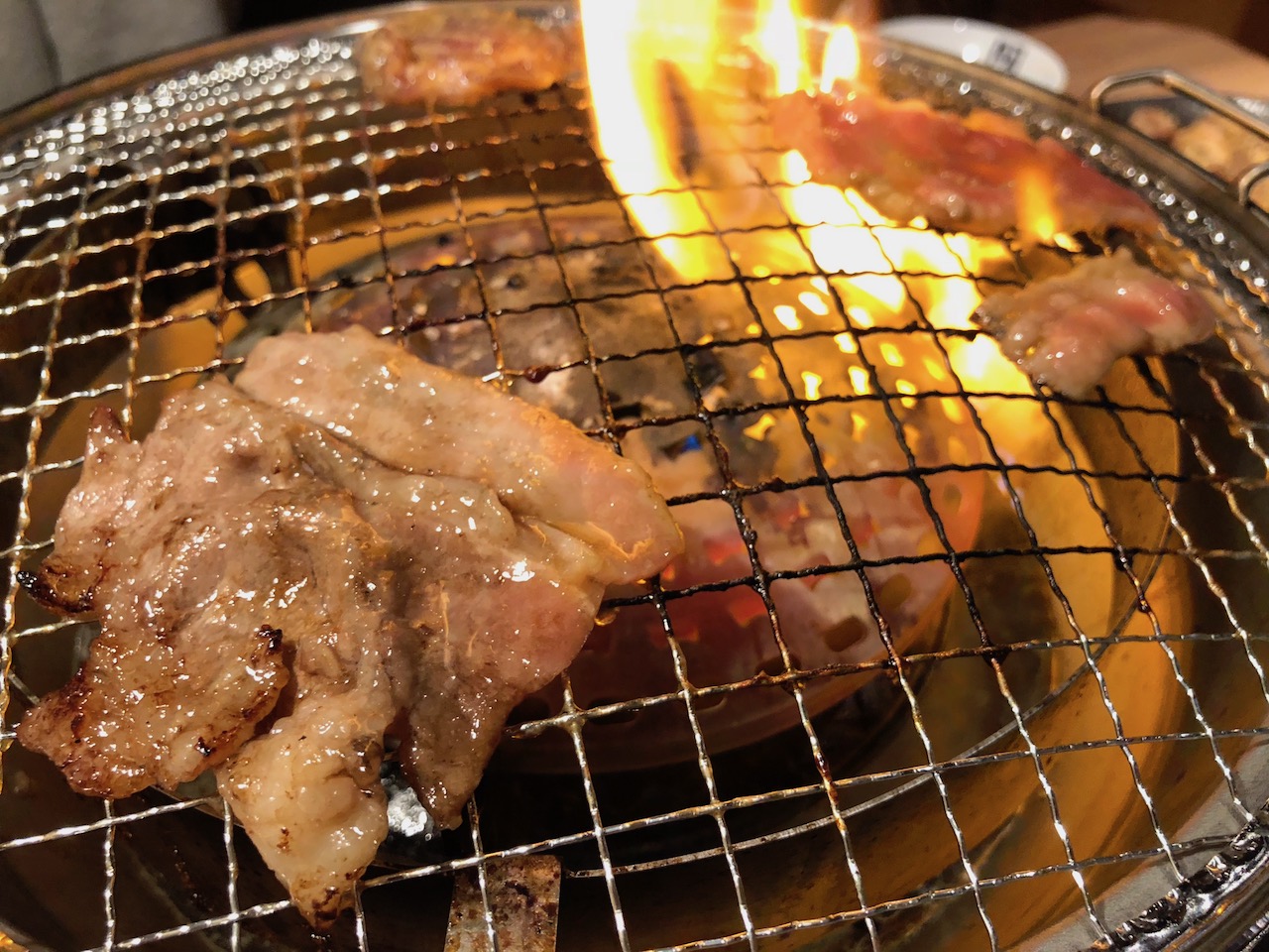 オープンしたばかりの牛角姫路駅前店で590円の牛バラトロカルビランチを食べてきた！