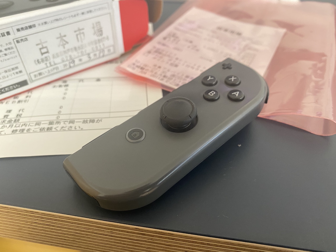 ニンテンドースイッチのジョイコンのRが反応しなくなったので修理依頼に出してみたら、、、