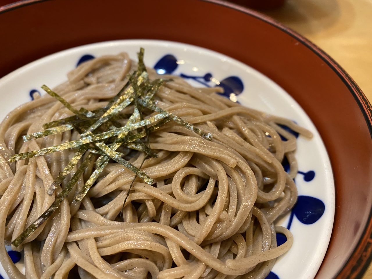 やえもんで牛とじ丼と蕎麦ランチ！蕎麦茶わらびもちがウンマ〜〜〜