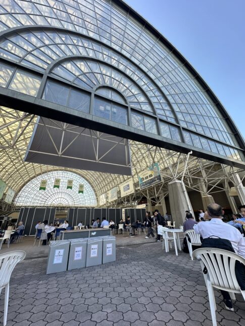 インテックス大阪の展示会へ。パンフレット配りの熱量に圧倒されて気付いたこと